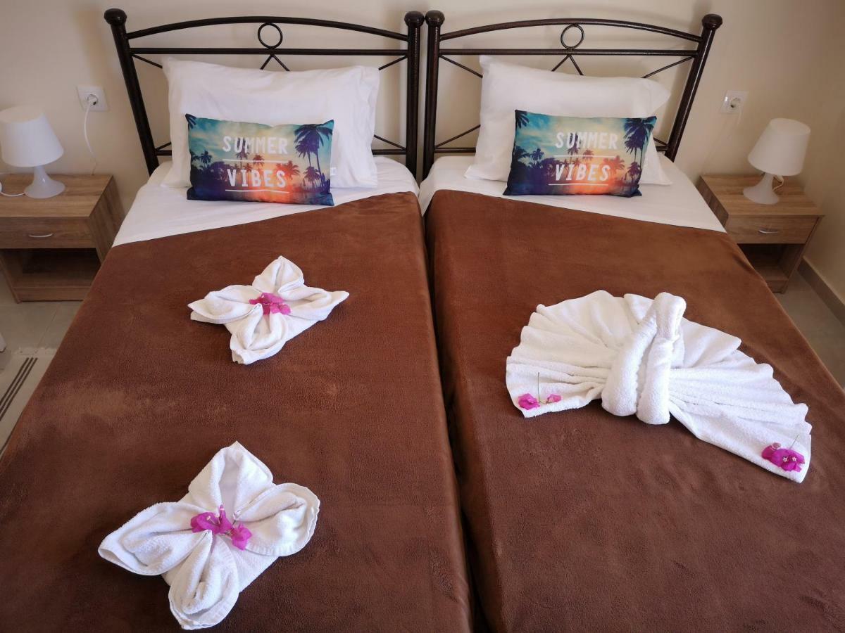 Apartment Alexis Armeno มาราไธอาส ภายนอก รูปภาพ