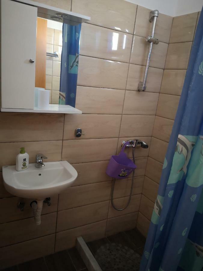 Apartment Alexis Armeno มาราไธอาส ภายนอก รูปภาพ